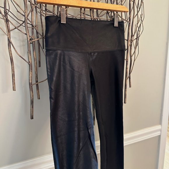 Black Shiny Leggings, Noli Leggings - Picture 5 of 8